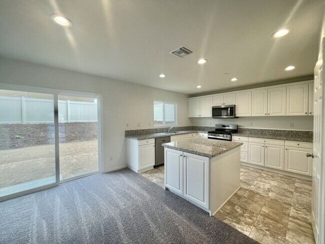 Building Photo - 21151 Packing House Ct