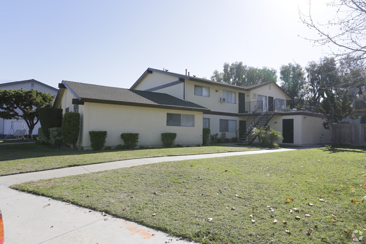 7430 Carrie Ln, Stanton, CA 90680 Apartments in Stanton, CA