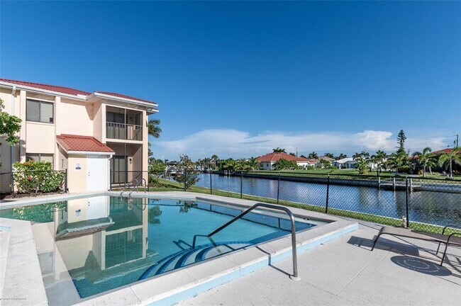 Foto del edificio - 1204 Spanish Cay Ln