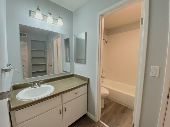 Interior Photo - Rosemont Terrace Apartments