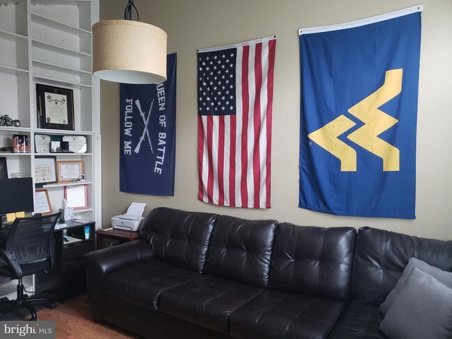 Building Photo - 1805 Roberts Way