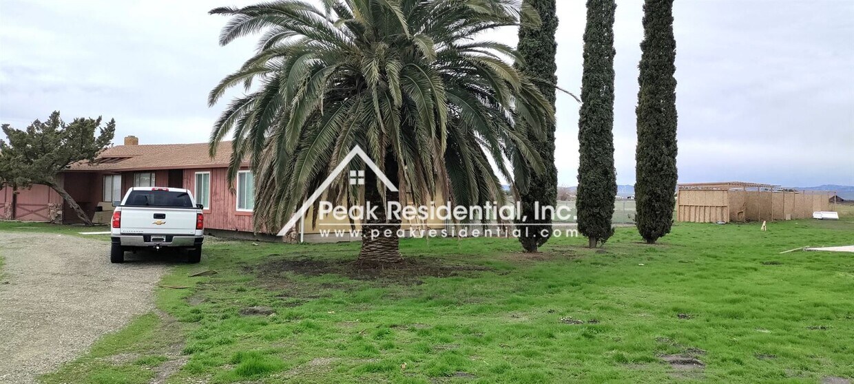 Foto del edificio - 3 br, 2 bath House - 20889 San Jose Road
