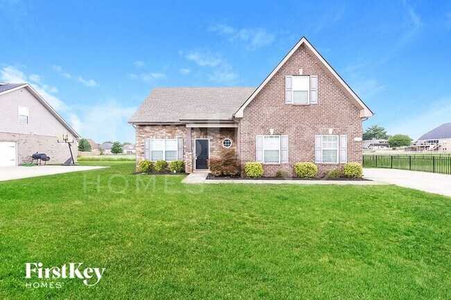 Building Photo - 4722 Beryl Dr