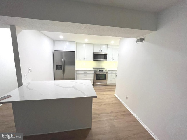 Building Photo - 7720 Tremayne Pl