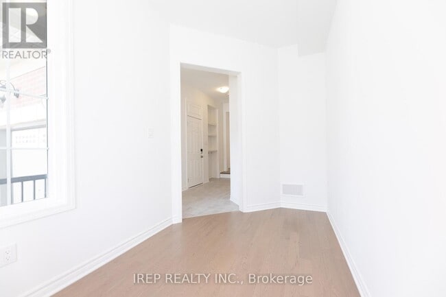 Building Photo - 3360 MARCHINGTON Sq