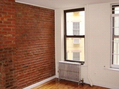 Foto principal - 411 E 12th St
