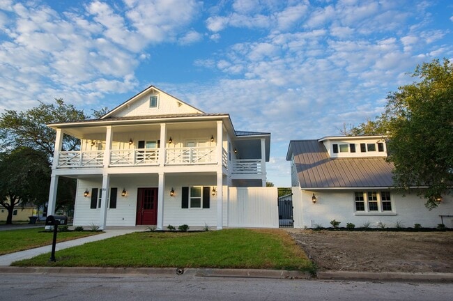 Foto del edificio - 701 Hereford St