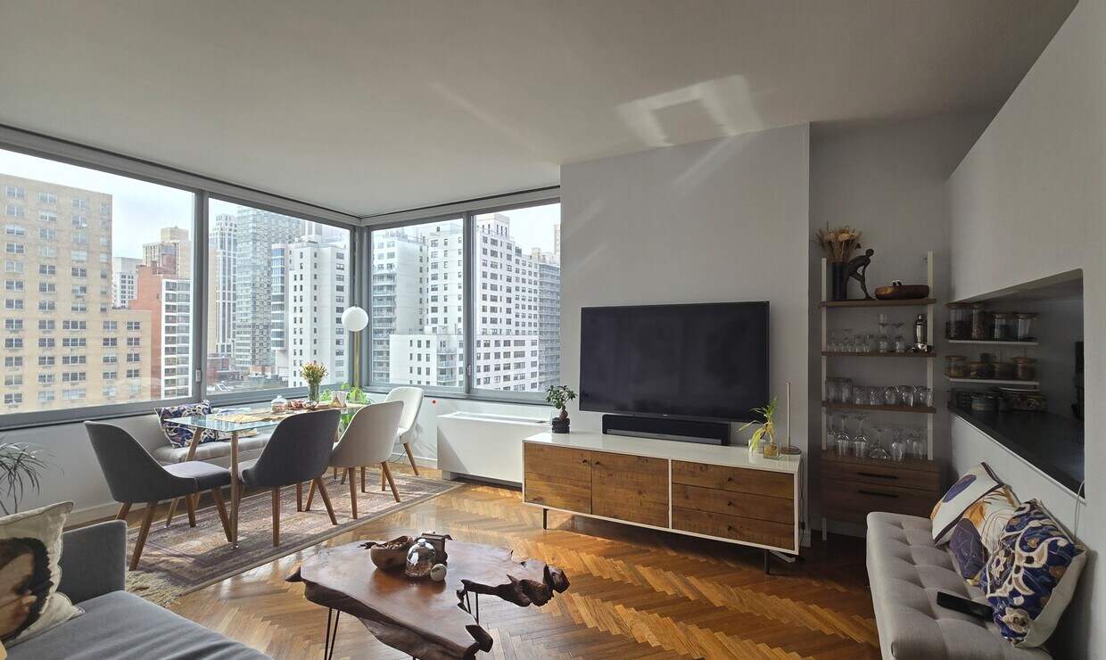 Foto principal - 360 E 88th St