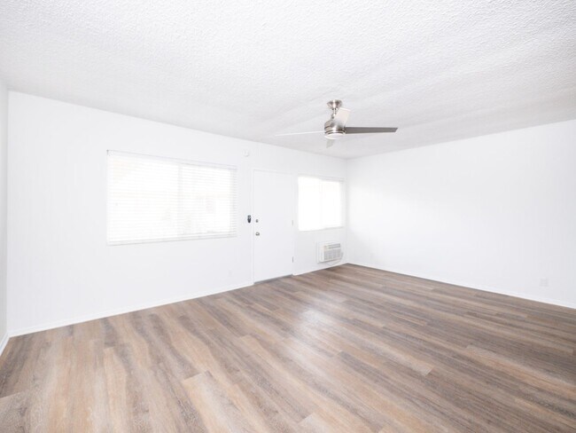 Foto del interior - 1166 S. Crenshaw Blvd