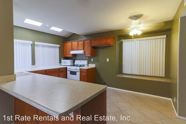 Building Photo - 3 br, 2.5 bath House - 23418 Shady Glen Ct