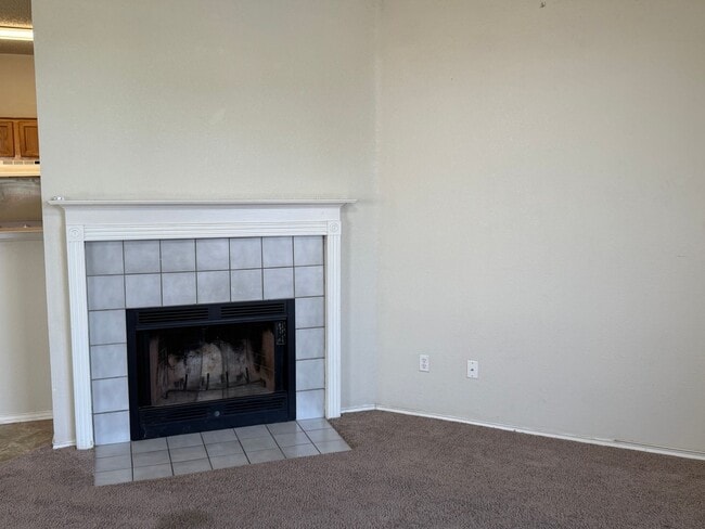 Building Photo - 2213 Schwald Rd
