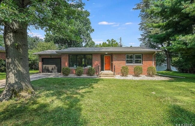 Building Photo - 609 Grandview Dr