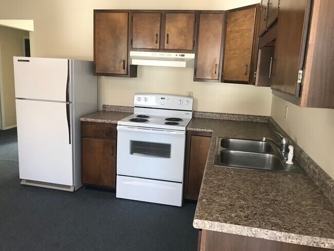 17 lower welden st saint albans vt 05478 apartments saint albans vt apartments com
