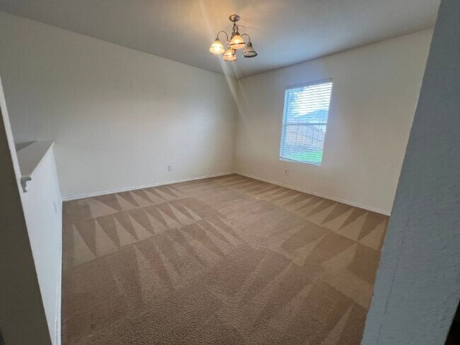 Foto del edificio - Charming Home Willow Bridge Subdivision