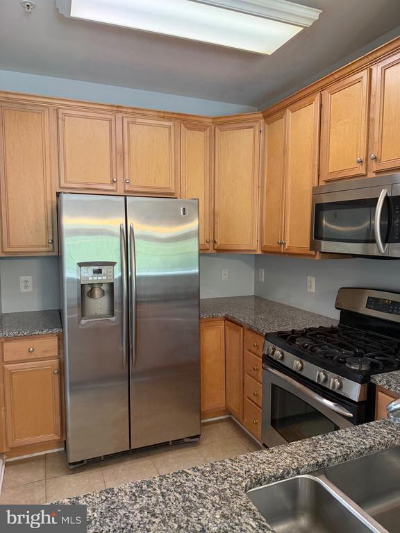 Foto del edificio - 20375 Belmont Park Terrace