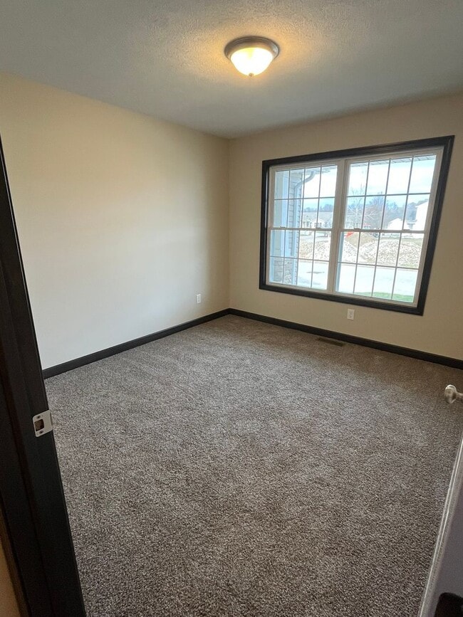 Foto del edificio - 5062 Catawba Pl Ln