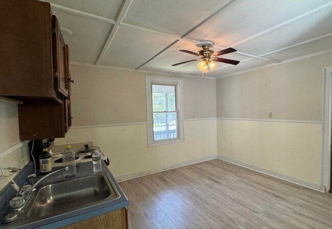 Foto del edificio - 100 Columbia St