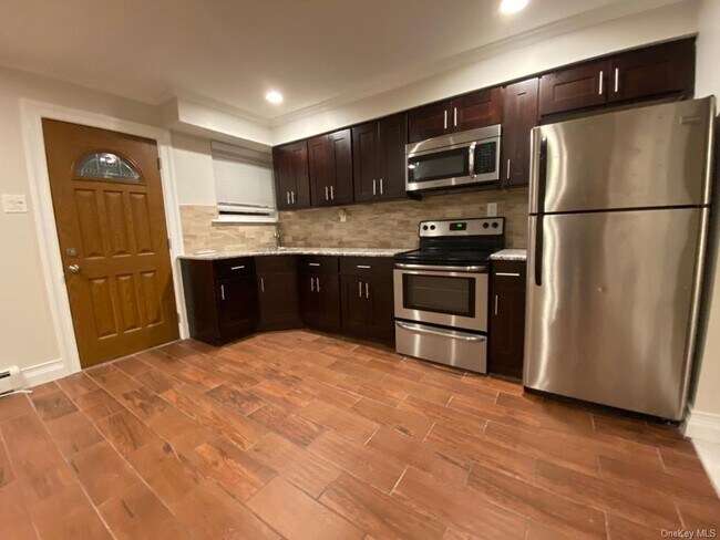 Building Photo - 4024 Monticello Ave