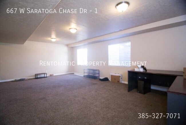 Building Photo - 667 W Saratoga Chase Dr