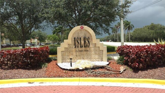 Foto del edificio - 12840 Vista Isles Dr