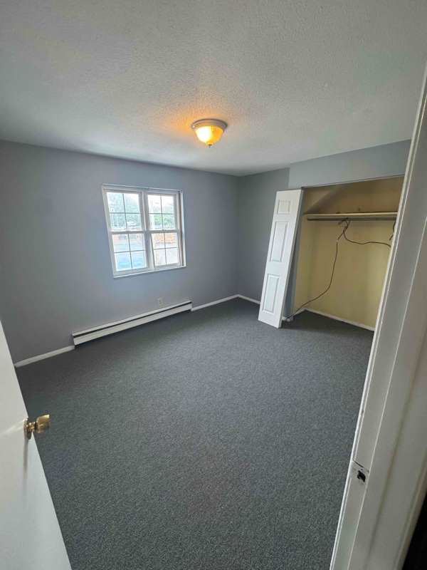 Building Photo - 12 -12A Hartford Tpke