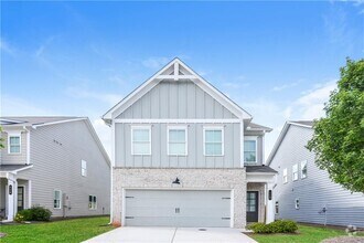Building Photo - 112 E Rdg Wy