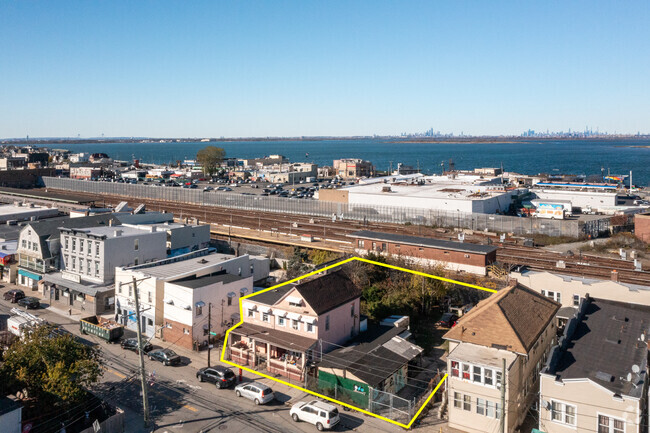 Aerial Photo - 11124 Rockaway Beach Blvd