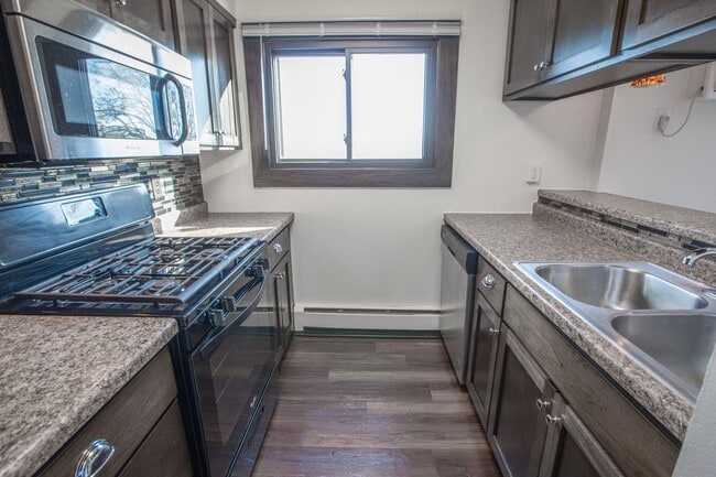Interior Photo - Tree Tops Apartments