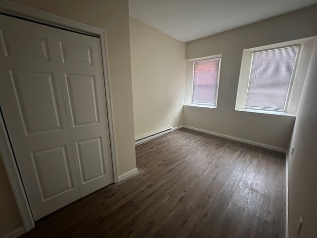 Foto del edificio - 1350 Willow St