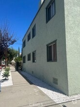 Building Photo - 752 Daisy Ave
