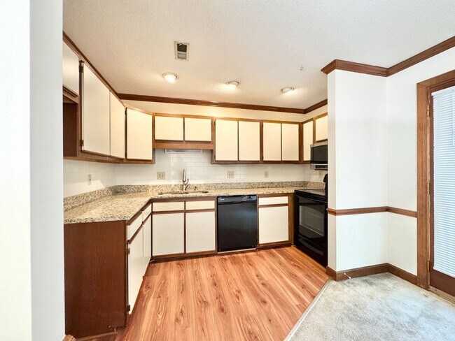 Foto del edificio - 2 Bedroom Townhome in Homeplace at Adams Farm