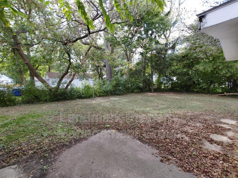 Foto del edificio - 12257 Vaughan St