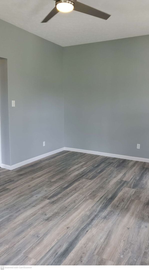 Building Photo - Beautifully Renovated 2 Bed, 1 Bath with AC!