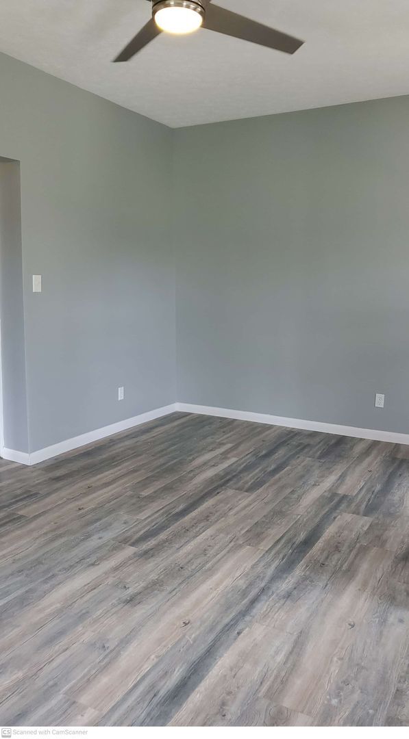 Foto del edificio - Beautifully Renovated 2 Bed, 1 Bath with AC!