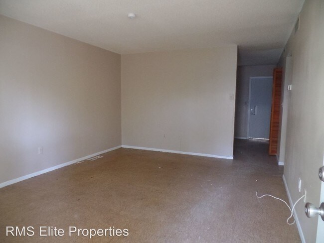 Building Photo - 2409 13th St W