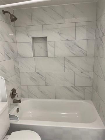 Foto del edificio - 7921 Cliffbrook Dr