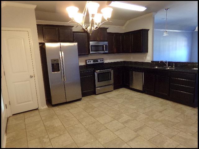 Building Photo - 5505 Bridgeport Ln