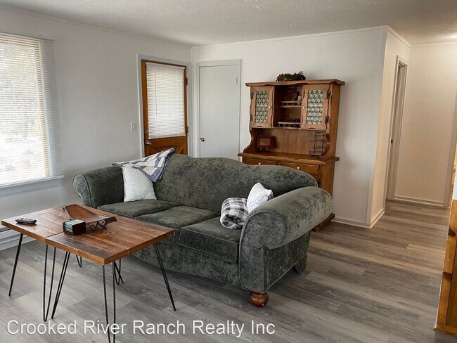 Foto del edificio - 2 br, 1 bath House - 4398 SW Puma Rd