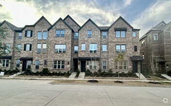 Building Photo - 4165 Shavano Dr