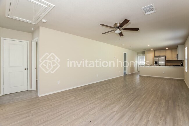Building Photo - 4148 Waterfall Cv
