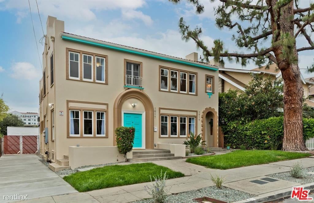 Primary Photo - 3 br, 2 bath Condo - 1917 Carmen Ave # 1917