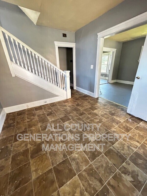 Foto del edificio - 1828 Noble Rd