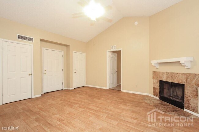 Building Photo - 13208 N 55th Ave