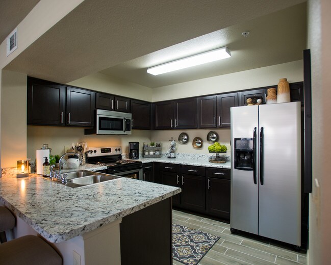 Icon at Hewitt Apartments Hewitt, TX