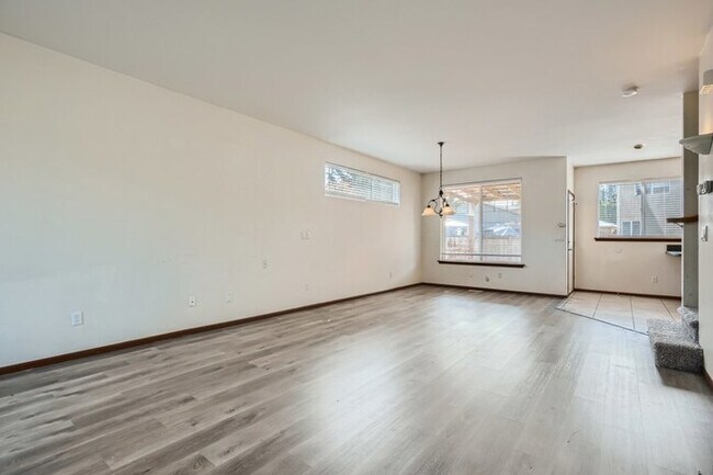 Foto del edificio - 9210 149th St E, Puyallup, WA, 98375