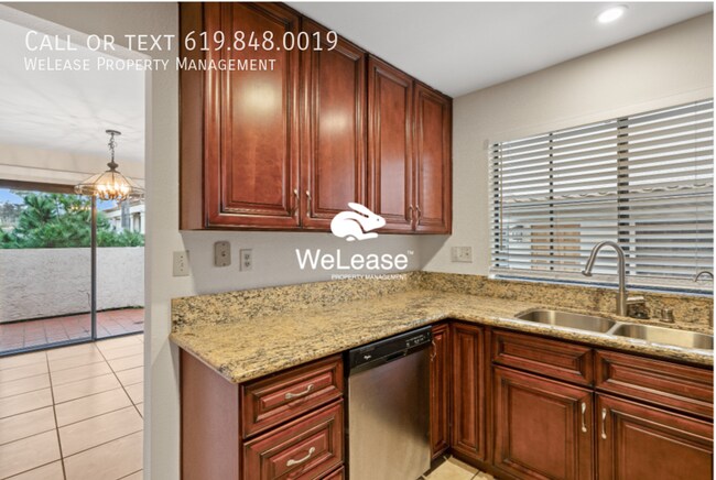 Foto del edificio - Beautiful 3-Bed 2.5-Bath La Jolla Townhome!