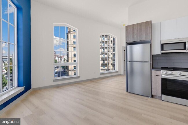 Foto del edificio - 689 N Broad St