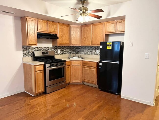 Foto del edificio - 35 Chesterfield Ln