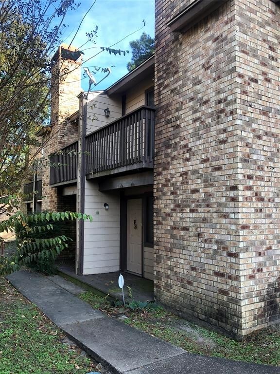 Building Photo - 2521 Crosstimbers St