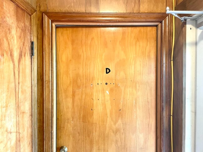 Building Photo - Hearthstone